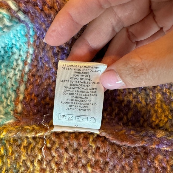 Anthropologie sweater❤️ - Picture 4 of 4